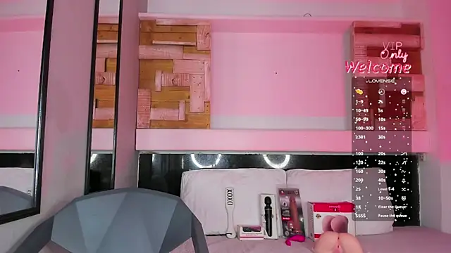 Онлайн чат XXX AmberAdams_