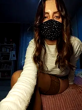 Онлайн чат XXX Akemi_rossi