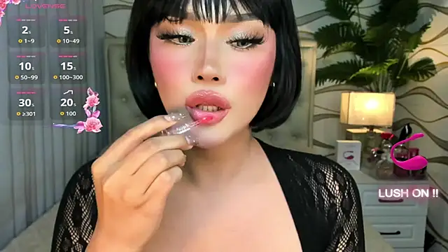 Lascivious_Georgina69's Live XXX Chat