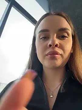 Chatroom XXX en direct de KristiRich