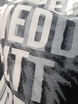 Онлайн чат XXX trinasa