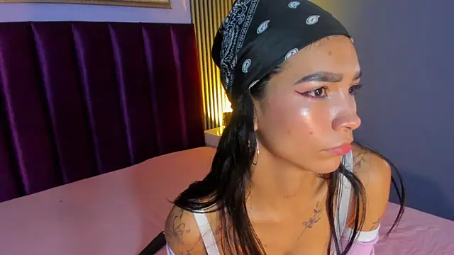 LauraAristizabal: онлайн-секс-чат