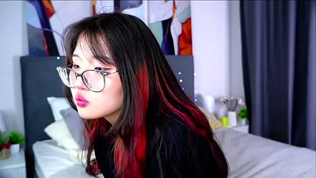 XXX chat uživo modela NelleMihalko