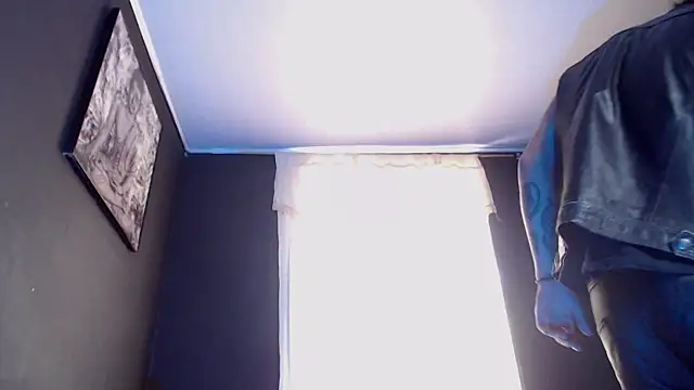 Chat XXX en directo de Dicaprioo_