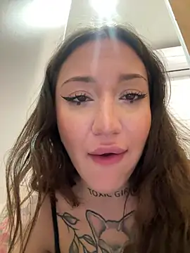 SaintSquirt Live XXX-Chat