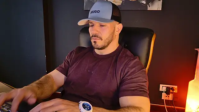 Онлайн чат XXX AngeloEric