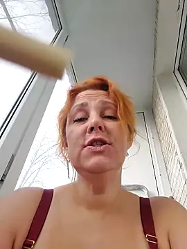 GingerFoxy Chat XXX in diretta