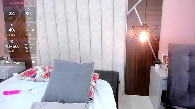 CAROLYNFOSTER live XXX chat