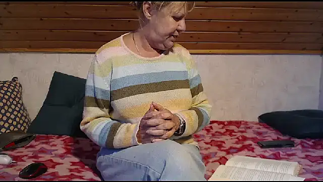 Nikole111's Webcam Show