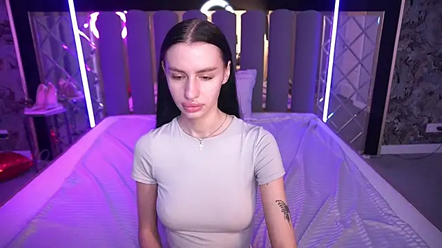 دردشة Snow_WhiteeeX الجنسية المباشرة