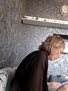 stellahere8's Live XXX Chat