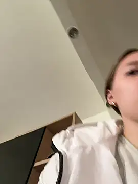 SweetSophia20's Webcam Show