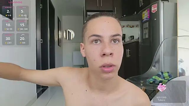 grey___27 Adlı Modelin Web Kamerası Şovu