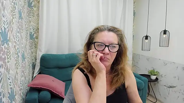 LeaPure's Live XXX Chat