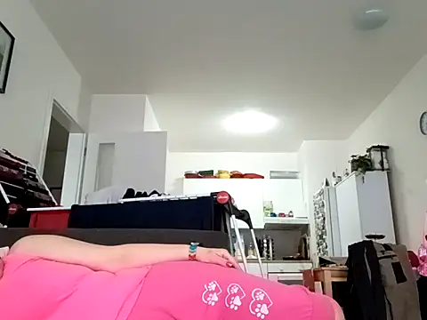 Jahudka47 Show in webcam