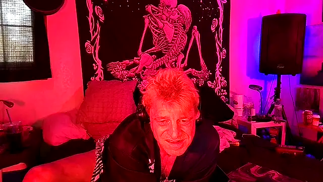 whitehole4bbc252's Live XXX Chat