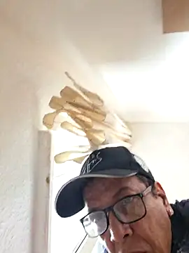 Jesbi25 webkamerás műsora