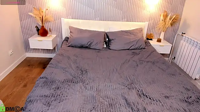 Онлайн чат XXX elise_robbie