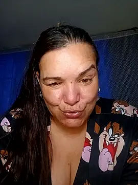 Zuleyka_69 Chat XXX in diretta