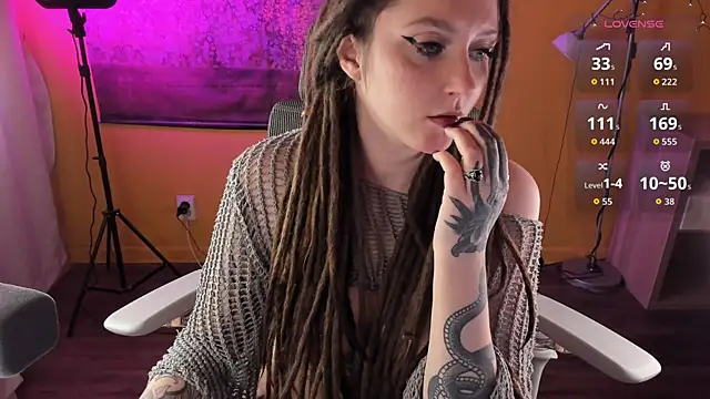 دردشة CutieMaevee الجنسية المباشرة