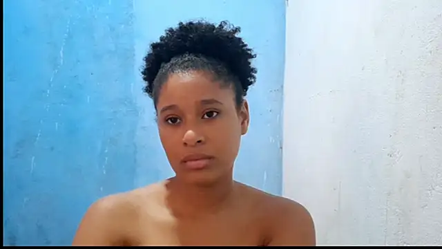 MadelynStamant – Naživo XXX chat