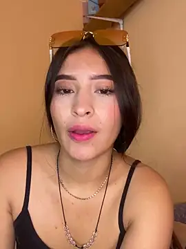 Itze_Mua's Webcam Show