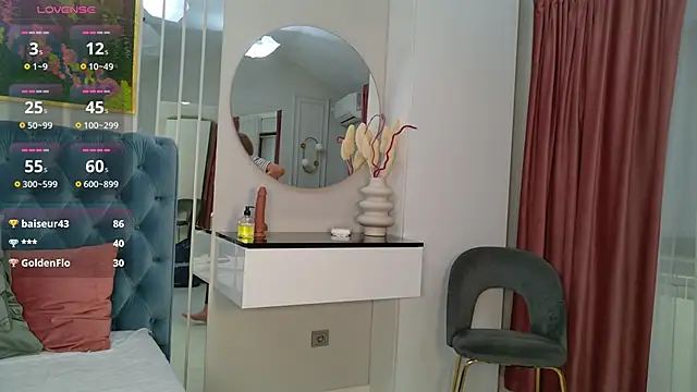 دردشة SiennaPierce الجنسية المباشرة