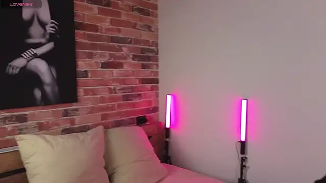 GoldenLuxuryGirl: онлайн-секс-чат