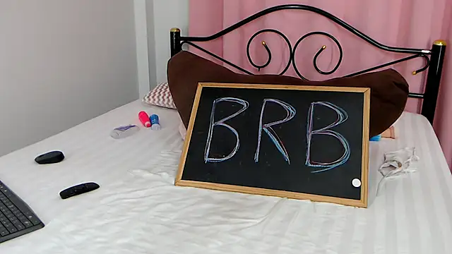 marleekai: онлайн-секс-чат