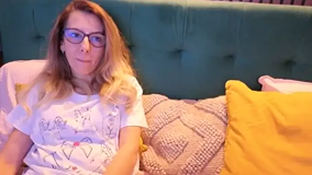 SukyGirl Chat XXX in diretta