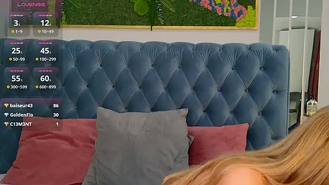 SiennaPierce 现场XXX聊天