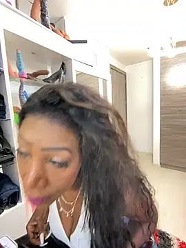 suuki_suukam webcam show