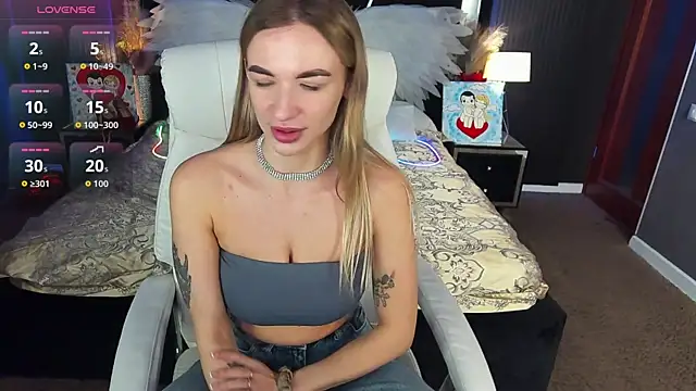 ArinaWong Chat XXX live