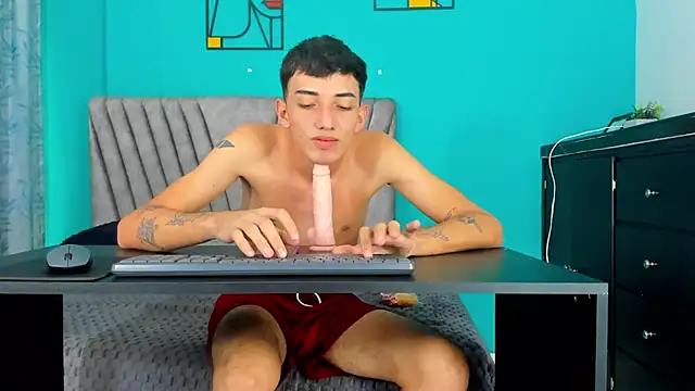 Вебкам-шоу Maikol_Ortiz