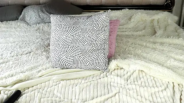 KirstinMcgeady Show Webcam