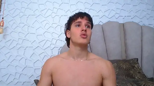 SEXYBOY_VC's Live XXX Chat