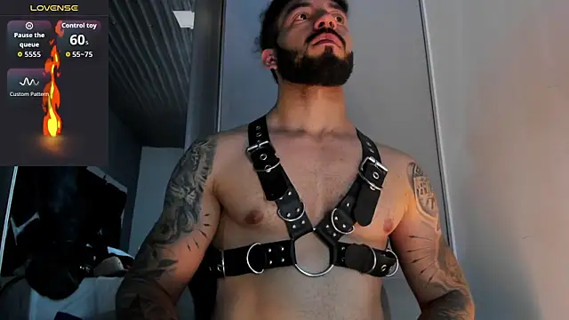 Онлайн чат XXX MarkWalker__