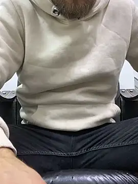 giyasbvnghkgkfk Show in webcam