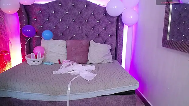 Lizza_Jones' Live XXX Chat