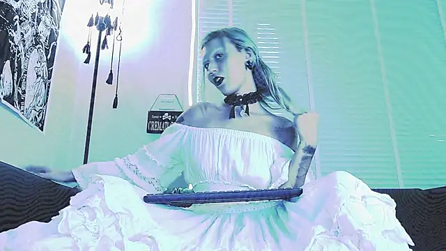 Chat XXX en directo de god_x_girl