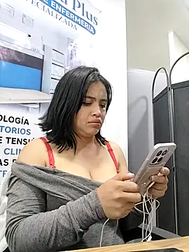 Chat XXX en directo de MILA__06