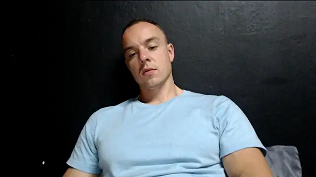 heilgarbest: διαδικτυακό σόου στην κάμερα