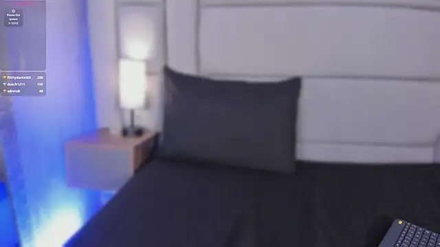 lexiee__: онлайн-секс-чат