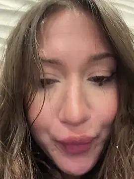 SaintSquirt's Live XXX Chat