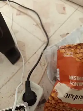 Chat XXX ao vivo de qamar97