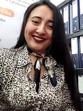 _Sarah-Office1's Live XXX Chat