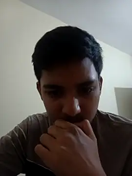 WrinkledTriopsのウェブカメラショー