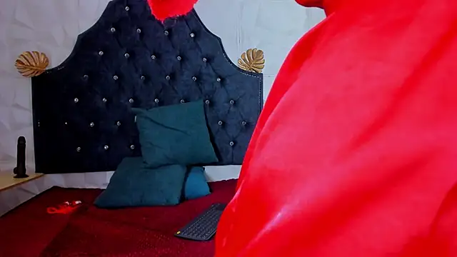 Chat +18 de _mia_milf_ ao vivo