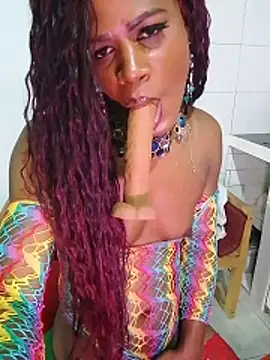 Chatroom XXX en direct de HonneyVictoria