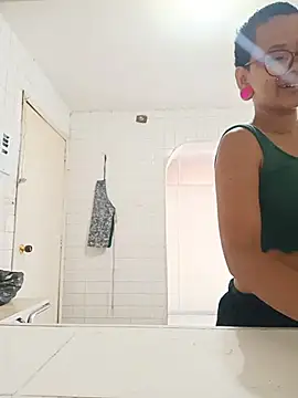 xblackstarX1's Live XXX Chat